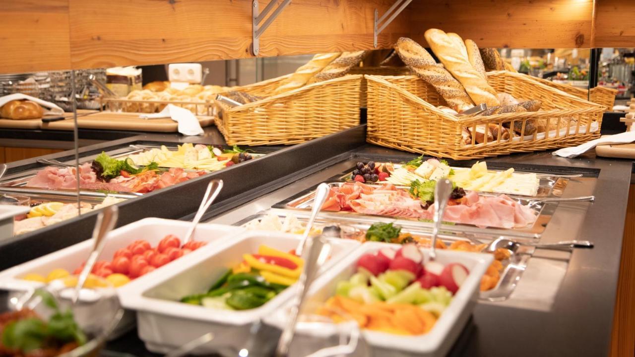 Hotel Restaurant Haeupl ゼーヴァルヒェン エクステリア 写真